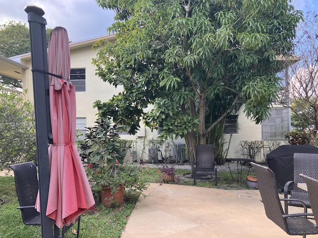 view of patio / terrace with area for grilling