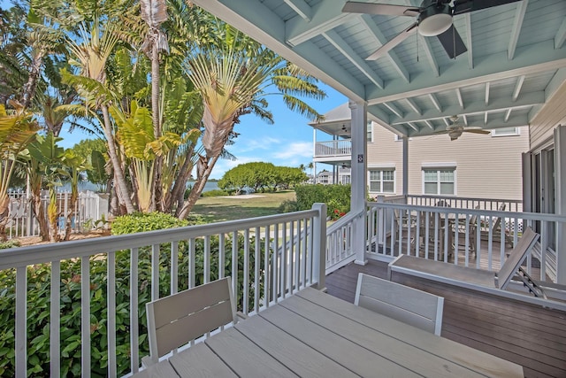 deck with ceiling fan