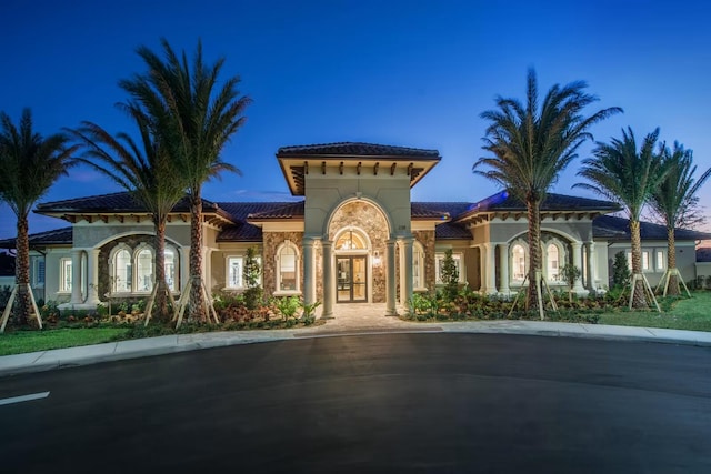 view of mediterranean / spanish-style house