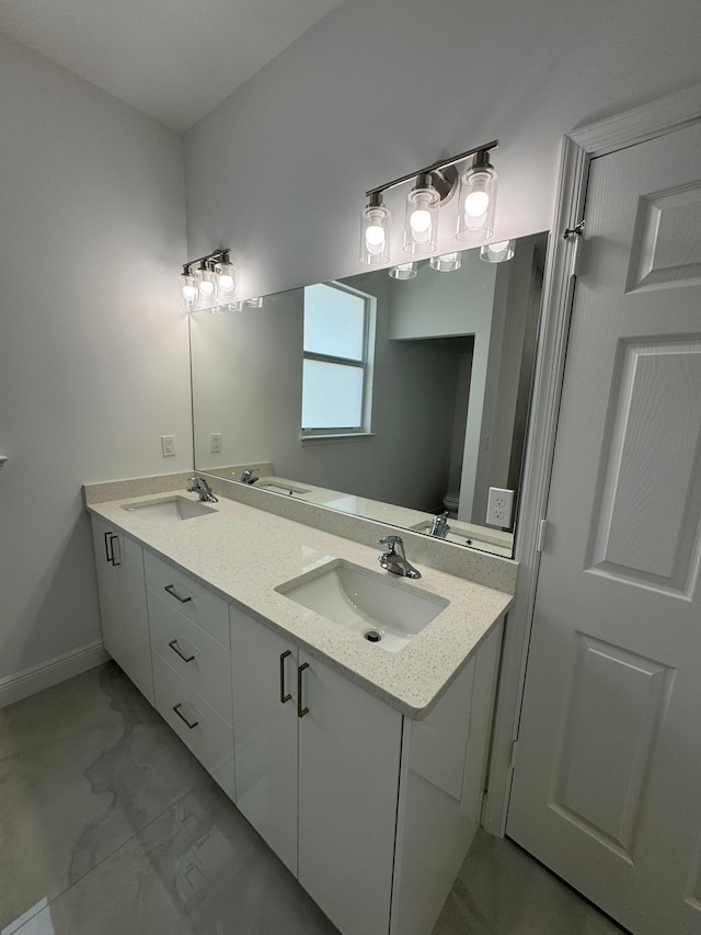 bathroom with vanity