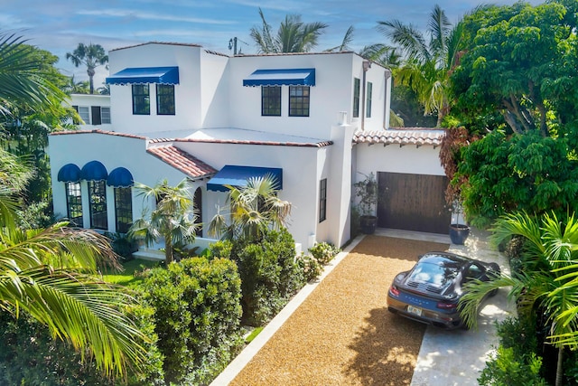 view of mediterranean / spanish-style home