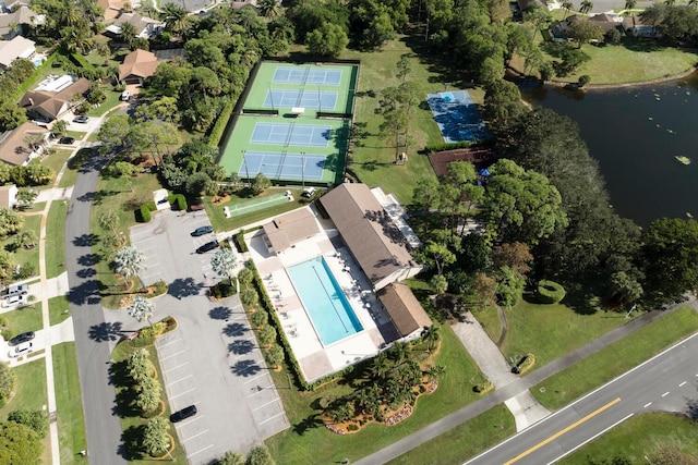 bird's eye view featuring a water view