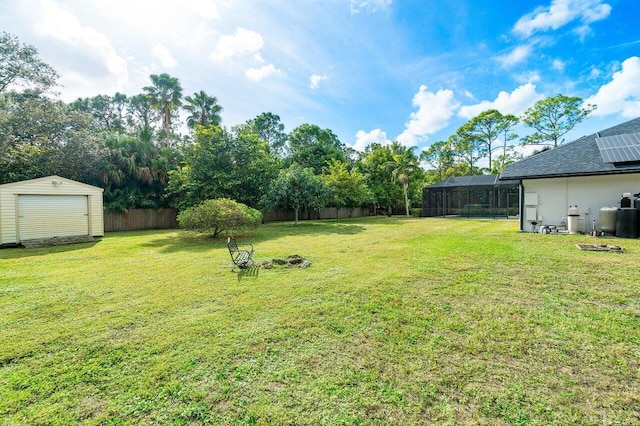 view of yard featuring a storage shed