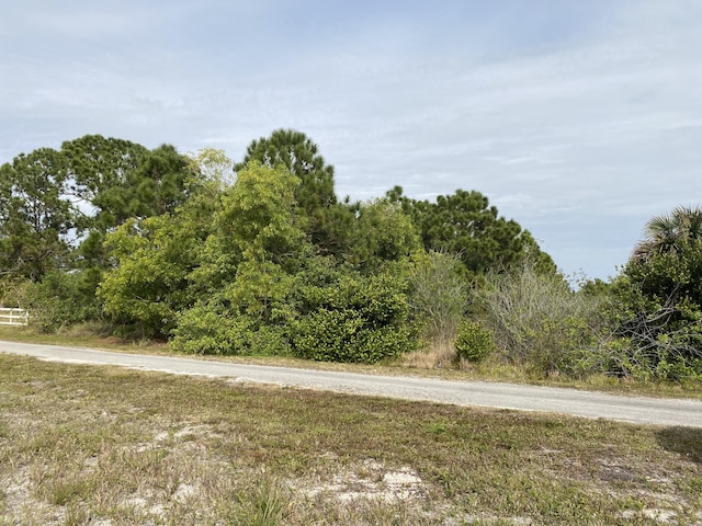 Listing photo 2 for 17755 Fox Trail Ln, Loxahatchee FL 33470