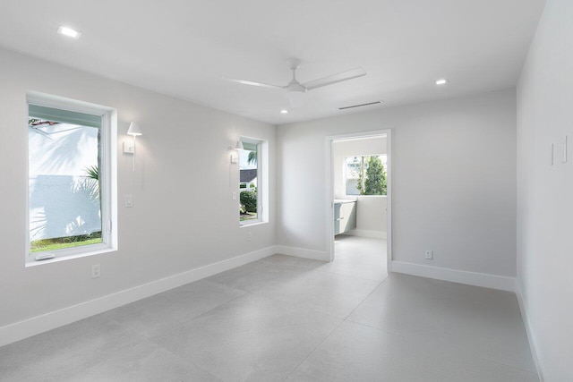 empty room with ceiling fan