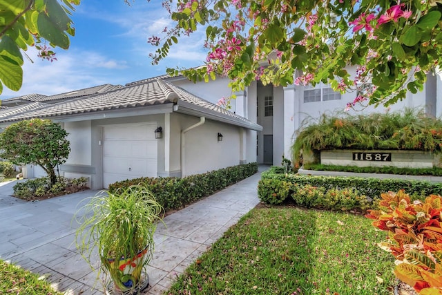 view of front of house with a garage