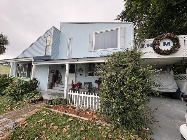 view of front of home featuring covered porch