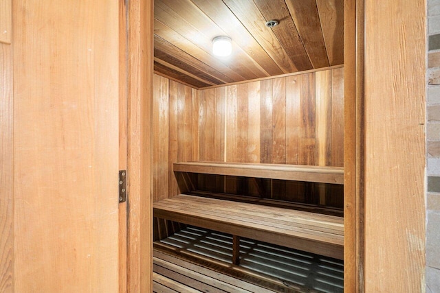 view of sauna / steam room