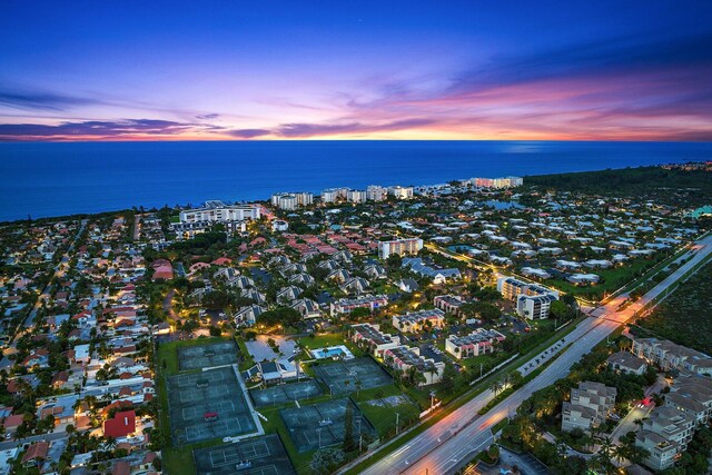 view of aerial view at dusk