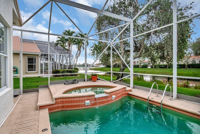 view of swimming pool with an in ground hot tub, a water view, a patio area, and a lanai