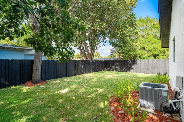 view of yard with cooling unit