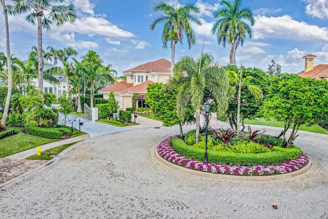 view of mediterranean / spanish-style house