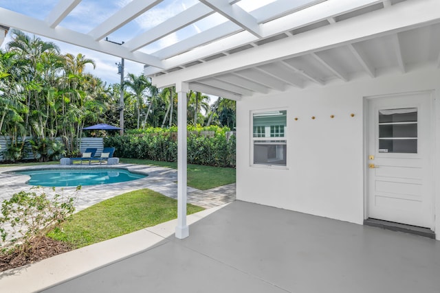 view of pool featuring a pergola and a patio area