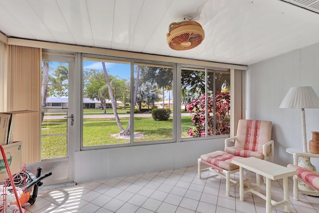 view of sunroom / solarium