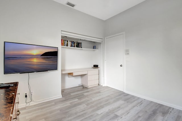 interior space with light hardwood / wood-style flooring