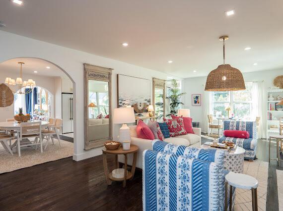 living room featuring hardwood / wood-style floors and a notable chandelier