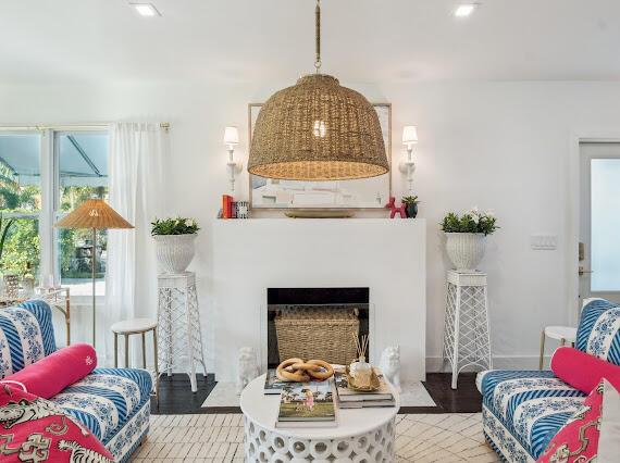 living area with light wood-type flooring