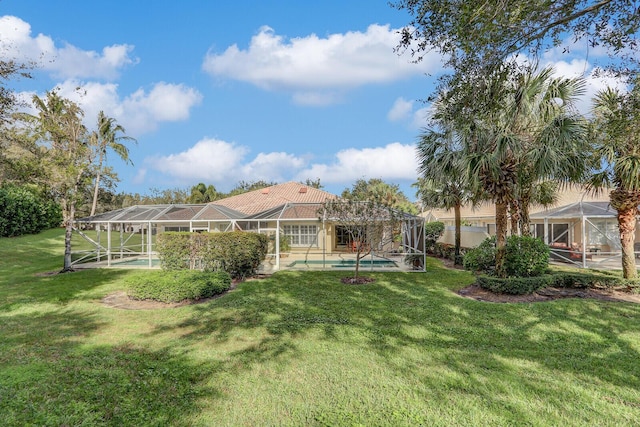 view of yard with a lanai