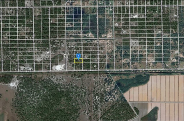 Listing photo 2 for 860 S Zambria St, Clewiston FL 33440