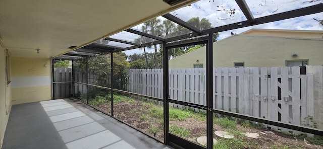 sunroom with a healthy amount of sunlight