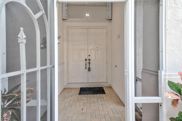 entrance foyer with brick floor