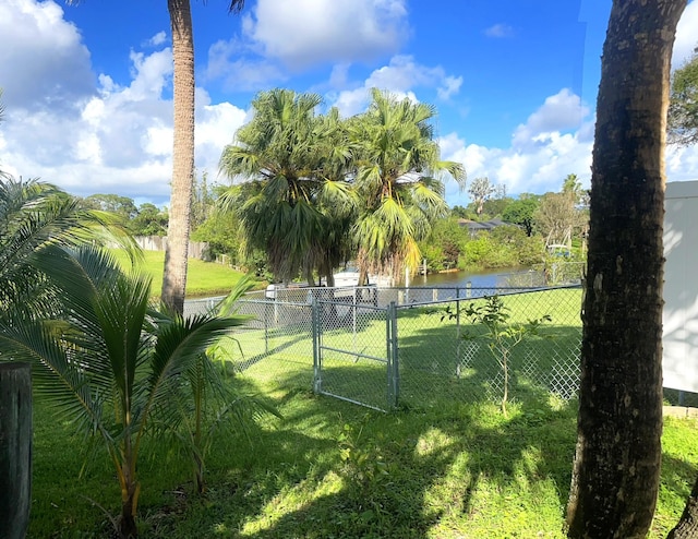 view of yard with a water view