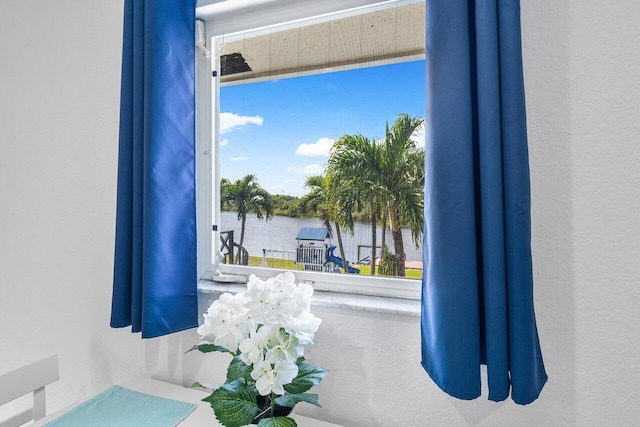 room details featuring a water view