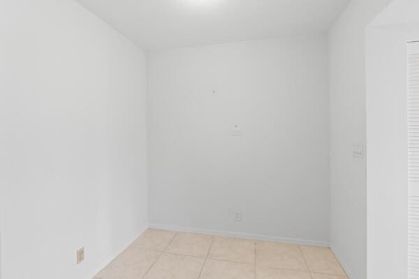 view of tiled spare room
