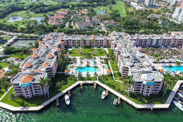 bird's eye view with a water view