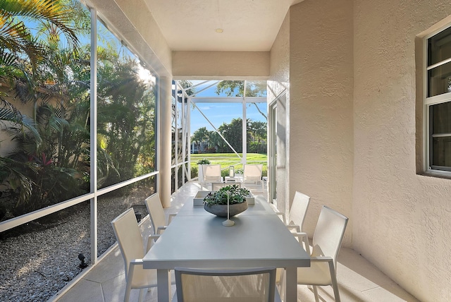 view of sunroom / solarium