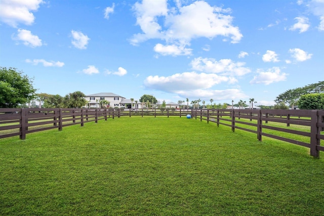 view of yard featuring a rural view