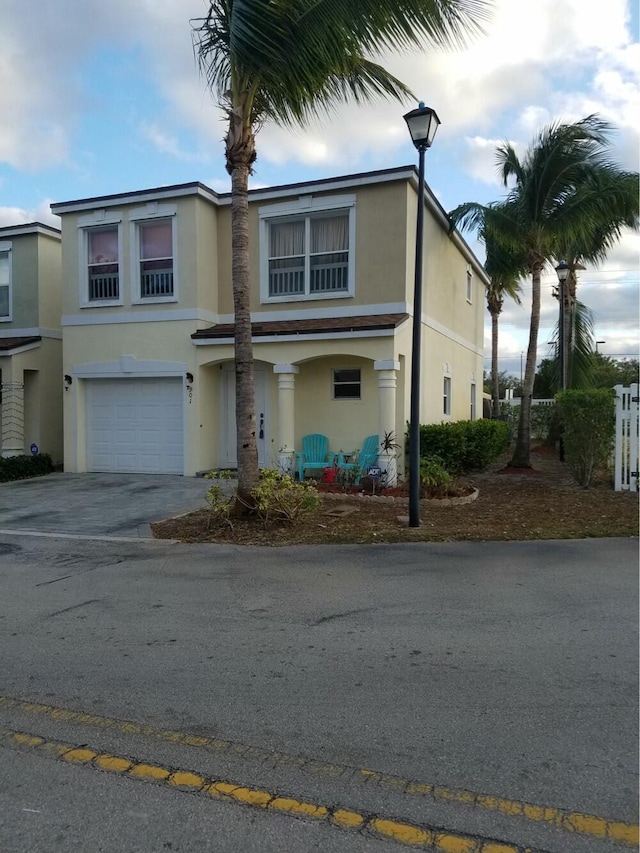 view of front of house featuring a garage