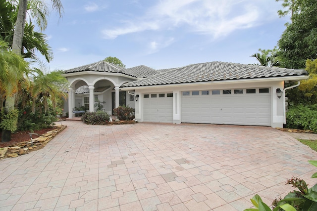 view of front of house with a garage