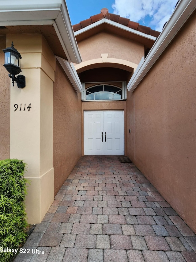 view of doorway to property