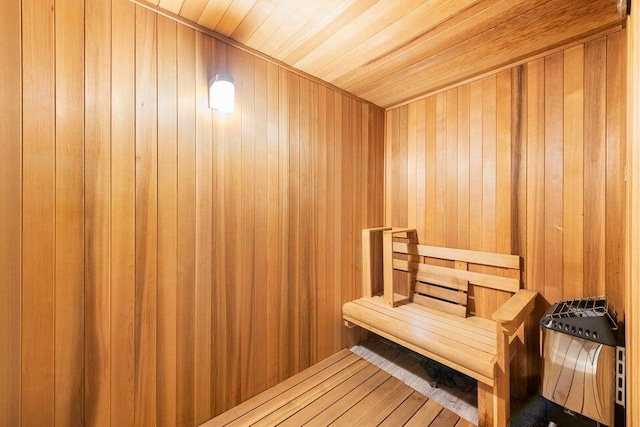 view of sauna / steam room