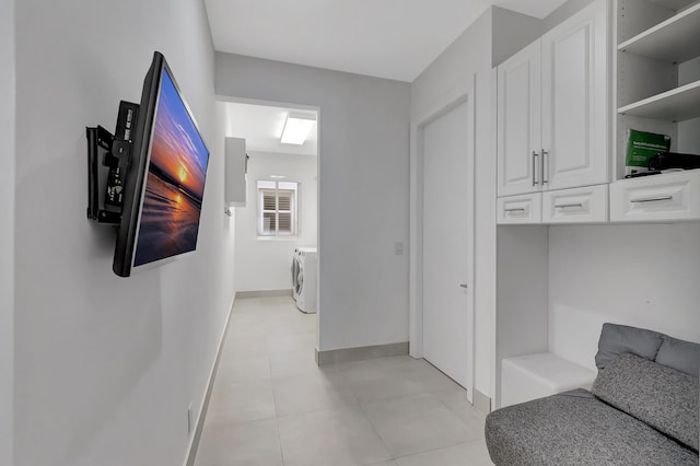 washroom featuring washer and clothes dryer