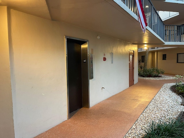 view of patio featuring elevator