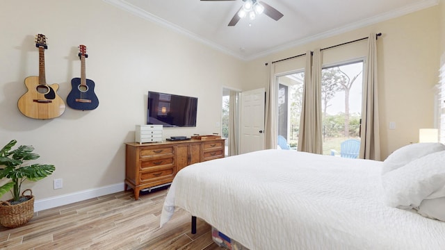 bedroom with access to exterior, light hardwood / wood-style floors, ceiling fan, and ornamental molding