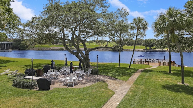 view of yard with a water view