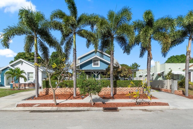 view of front of house