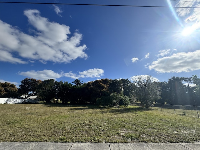 Listing photo 2 for 115 NW 4th Ave, Delray Beach FL 33444