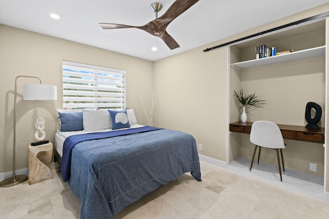 bedroom featuring ceiling fan