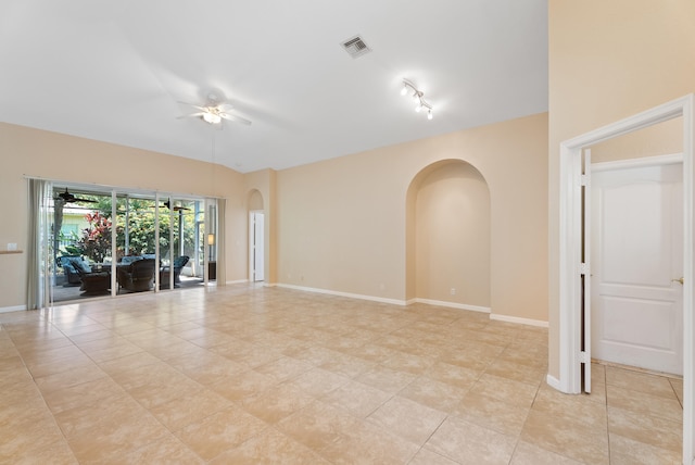 unfurnished room with ceiling fan