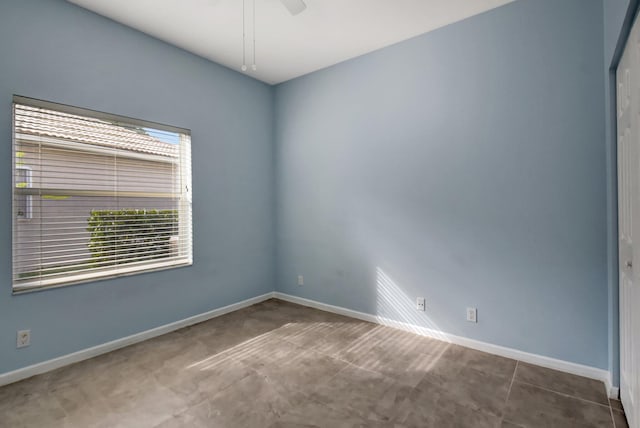 empty room with ceiling fan