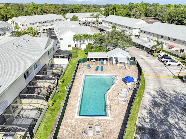 view of swimming pool