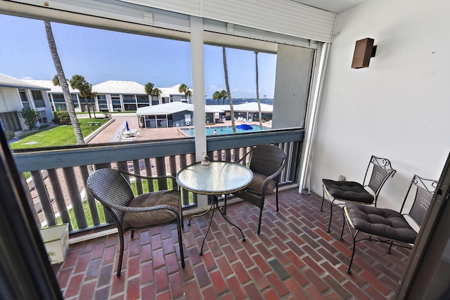 view of sunroom / solarium