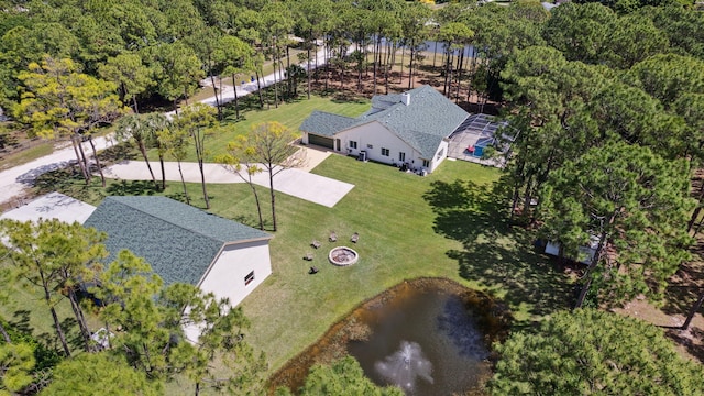 bird's eye view featuring a water view