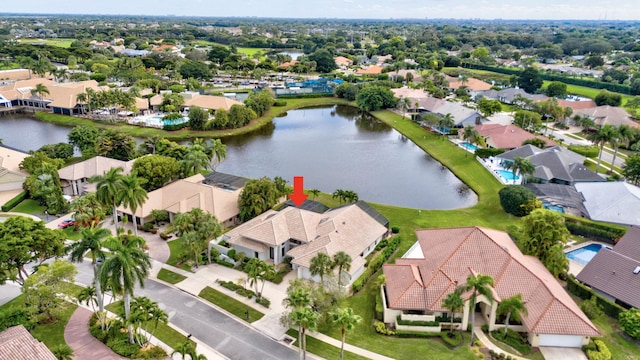 bird's eye view featuring a water view