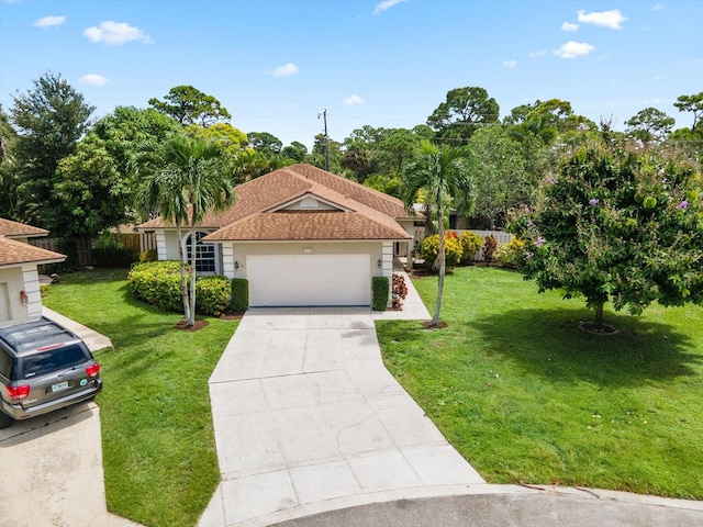 view of front of property with a front yard