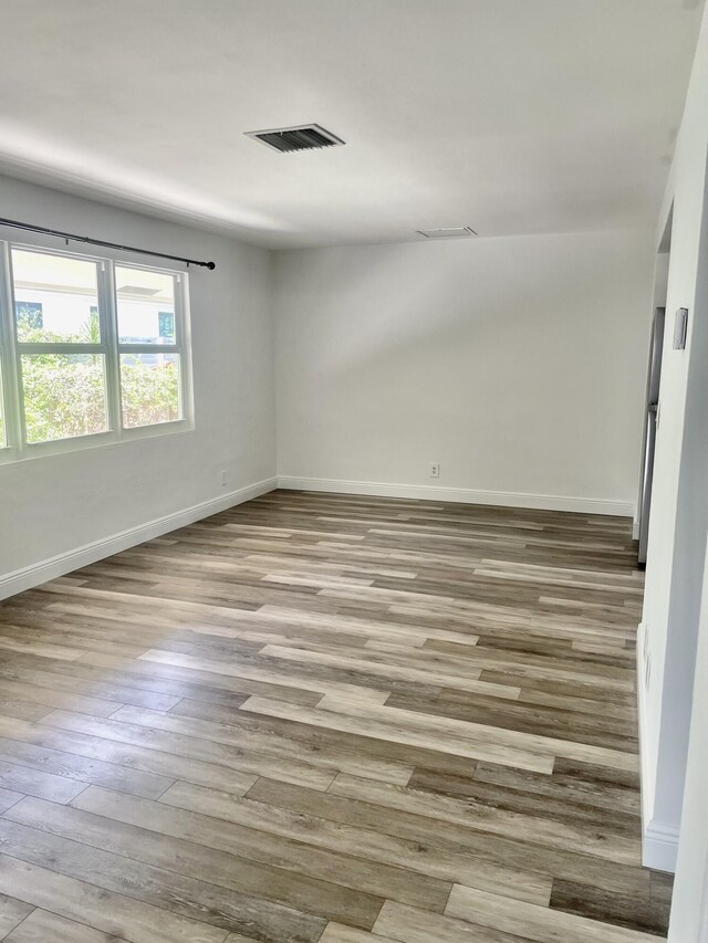 empty room featuring light hardwood / wood-style flooring